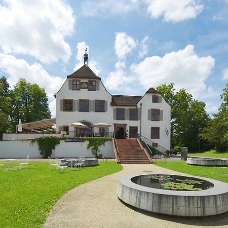 Hotel Im Schlosspark Binningen Ngoại thất bức ảnh