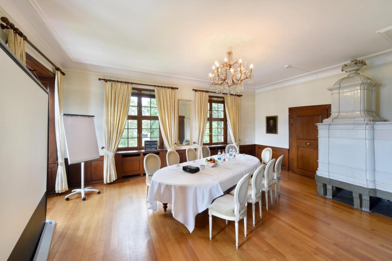 Hotel Im Schlosspark Binningen Ngoại thất bức ảnh