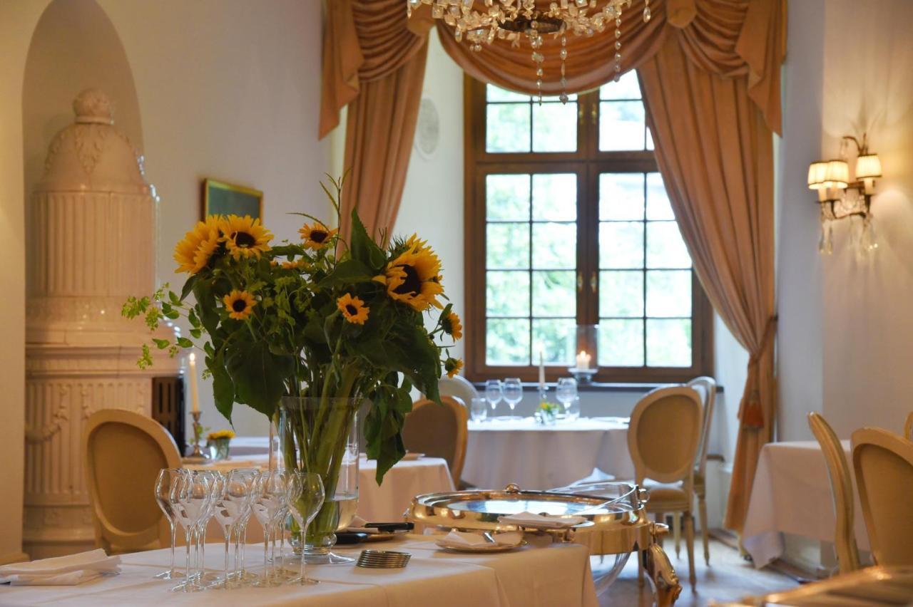 Hotel Im Schlosspark Binningen Ngoại thất bức ảnh